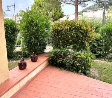 Manerba del Garda Apartment | Piccola Parentesi Di Relax-Resort Borgo Del Torchio