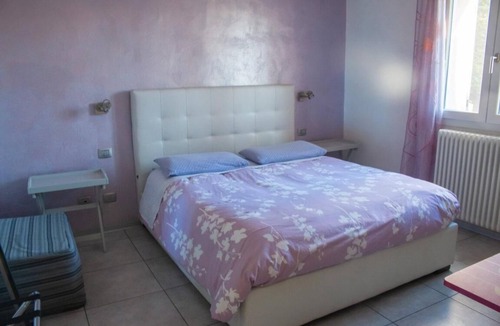 Porotto House | PINK ROOM FAMILY ROOM