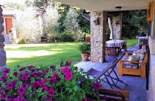 Starda House | Poppi, Tuscany, Casa Adriana, Casa Debora, welcoming homes on Tenuta Rocche.