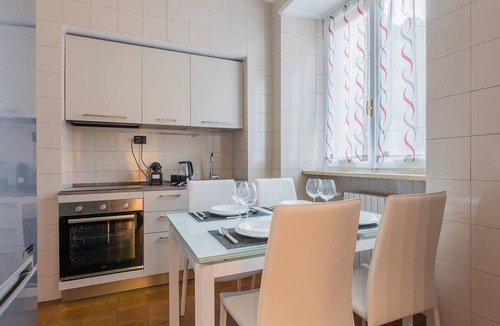 Historic Centre Apartment | [Porta Nuova - Center] Stylish Suite with Wi-Fi