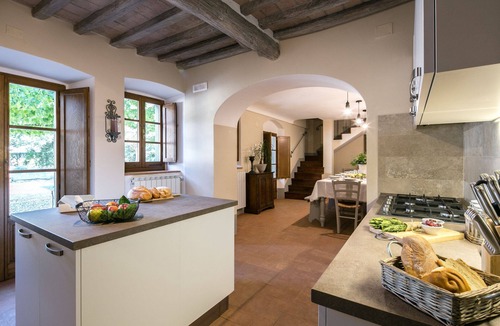 Ferretto Villa | Private Villa with A/C, WIFI, private pool, hot tub, TV, patio, panoramic view, close to Cortona