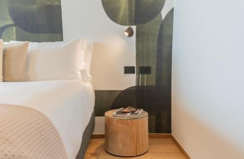 Como House | PureView Luxury Suites - AdultsOnly by Rent All Como