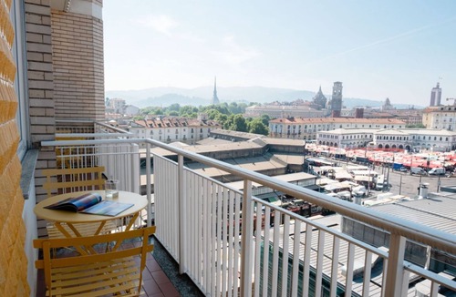 Borgo Dora Apartment | Quadrilatero Torino | Repubblica Modern Apartments 12