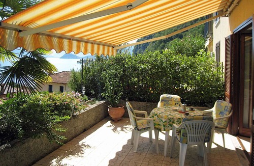 Menaggio House | quiet house with private pool and beautiful garden at Lake Como