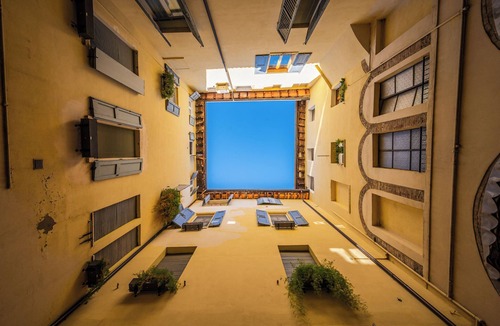 Old Town Apartment | Refined penthouse floor apartment opposite Osteria Francescana