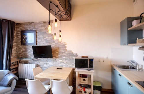 Reberty Apartment | Renovated studio in Les Menuires, ski-in/ski-out, 3 ppl, comfort