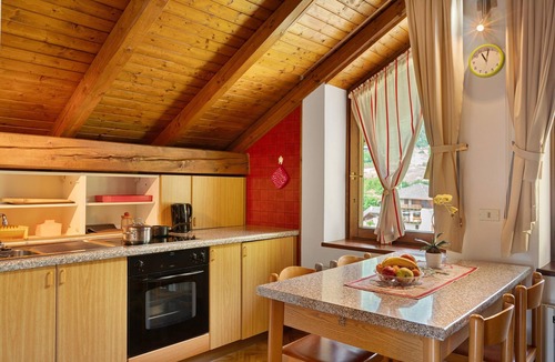 Pracorno Apartment | 'Residence Bilocale' Apartment with Shared Garden and Wi-Fi