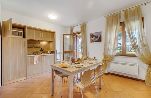 Sensole Apartment | Residence La Perla - Apt 19, Monte Isola, Italy