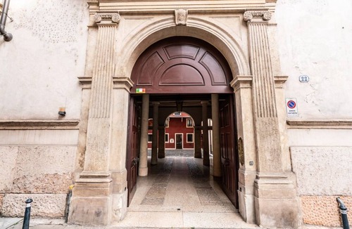Citta Antica Apartment | Residenza Emilei - 100mt from Piazza Erbe