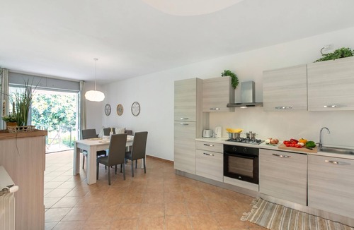 Ispra Apartment | Residenza il Mulino: Lake Maggiore Ispra Apt with Terrace, Ispra, Italy