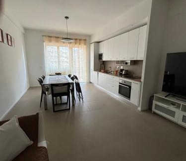Quartiere XXVIII Monte Sacro Alto Apartment | Residenza861R