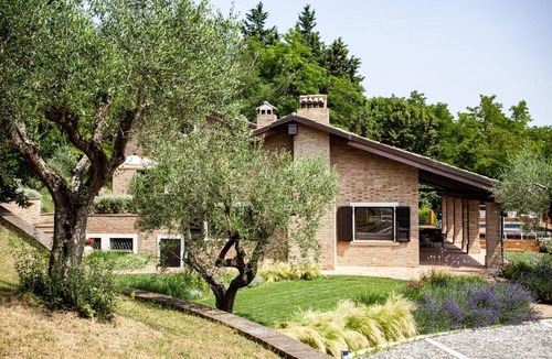 Longiano Apartment | Resort Villa Paola – Falco Room with Sea View, Wi-Fi and Air Conditioning