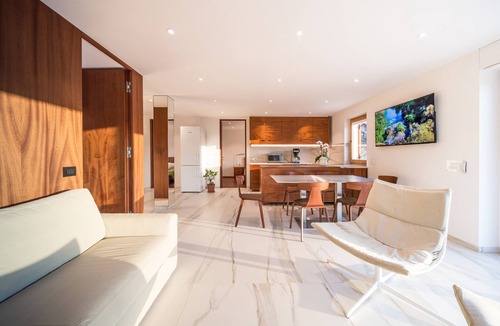 Selva di Val Gardena Apartment | Ronch Apartment: Ski-in, Mountain Views, Garden & Sun Terrace