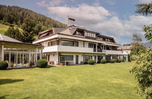 Vipiteno Apartment | Room 'Bb Villa Pattis 4P' with Mountain View, Balcony and Wi-Fi