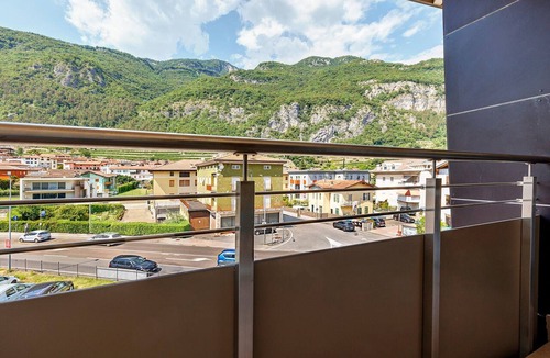 Mori Apartment | Room 'Camera Matrimoniale' with Mountain View, Wi-Fi and Air Conditioning