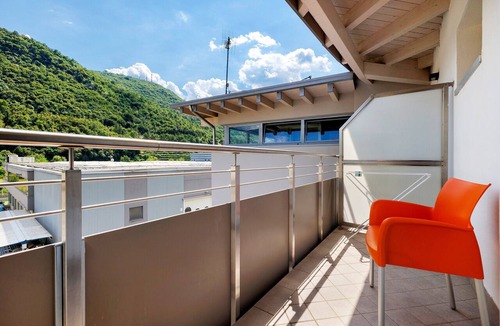 Mori Apartment | Room 'Camera Matrimoniale' with Mountain View, Wi-Fi and Air Conditioning
