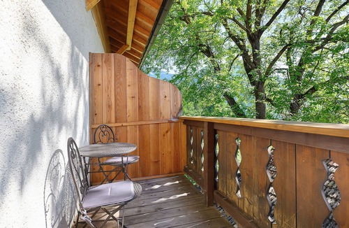 Montagna Apartment | Room 'Rienznerhof Fernblick No. 4' with Mountain View, Shared Terrace & Wi-Fi