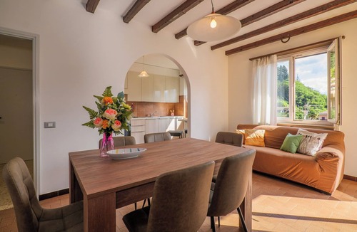 Cannobio Apartment | Rosanna Apartment by Lago Reisen