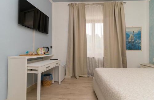 Bosco Chiesanuova House | Rosmary42 Miralago