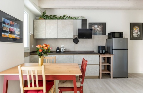 Bolognina Apartment | Saliceto Studio II by Wonderful Italy
