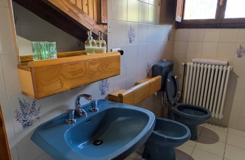 Villair-Amerique Bed & Breakfast | Schubert Suite: An Intimate Retreat Between Art and Nature