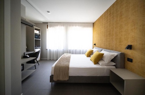 Bussolengo House | Small Guesthouse