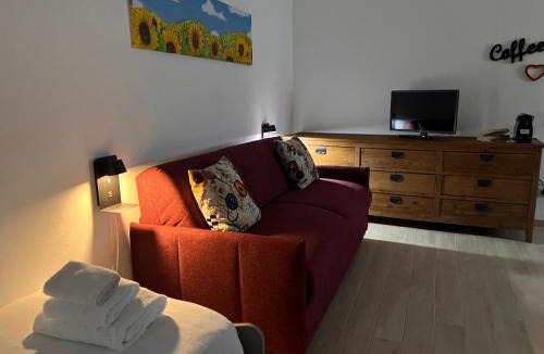 Capolago Apartment | Smart Studio 3guest, near University and Hospital by Kibilù Affitti Brevi