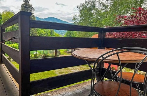 Montegrino Valtravaglia Apartment | Sorti Alpaca by Lago Reisen