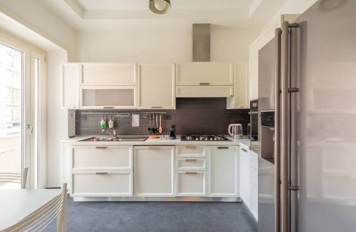 Monte Sacro Apartment | Spacious Flat · Bathtub · Metro at the Door