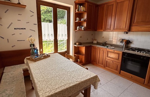 San Siro Apartment | Spectacular views of Lake Como. Peace and tranquility. Private parking