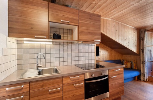 Valle di Casies Apartment | Studio Apartment 'Jelerhof Apt Zirm' with Mountain View, Shared Garden and Wi-Fi