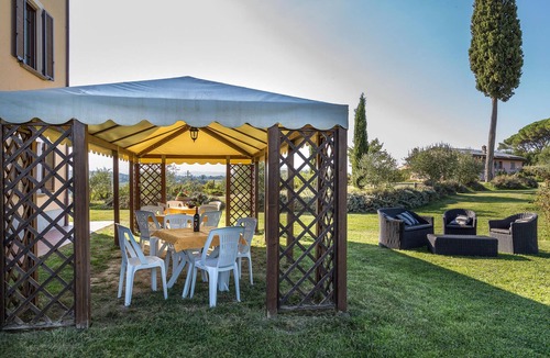 Chiusi House | Stunning home in Chiusi