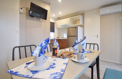 Lido di Tarquinia House | Stunning home in Tarquinia with swimming pool