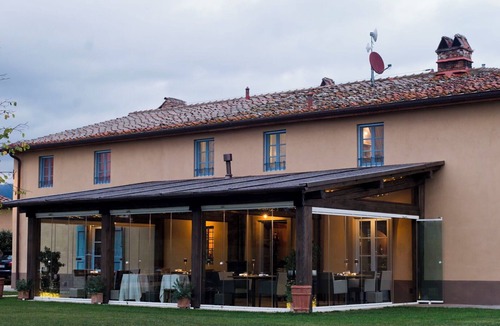 Scarperia e San Piero Villa | Stunning private villa for 14 people with A/C, private pool, WIFI, veranda and panoramic view