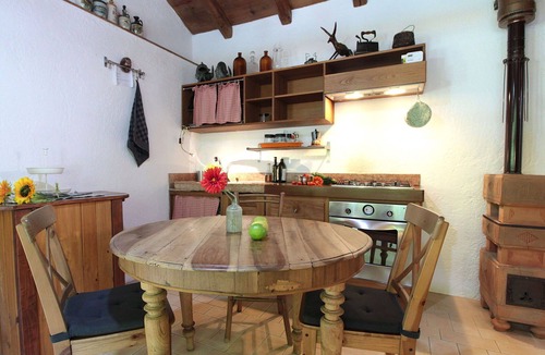 Cornuda Apartment | Stunning villa for 6 guests with private pool, WIFI, sauna and pets allowed