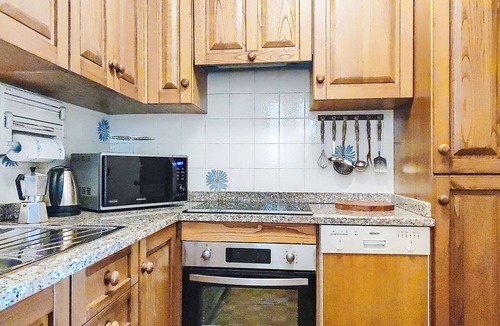 Naggio House | Stunning villa for 4 people with WIFI, patio and pets allowed