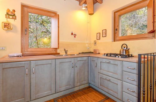 Gavardo Apartment | Stylish Apartment Torretta in Agriturismo Colleincanto