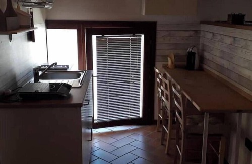 Costermano Apartment | Stylist Casa Studio | Bright Studio Apartment Near Lake Garda