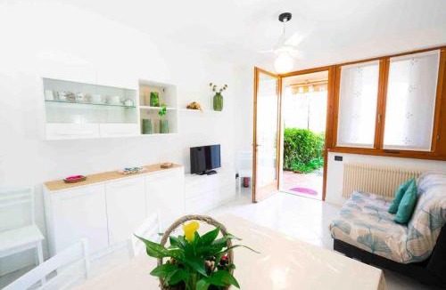 Assenza Apartment | Sun Beth's house