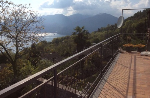 Agra Apartment | SUNNY VACATION APARTMENTS IN A QUIET LOCATION WITH A FANTASTIC LAKE VIEW
