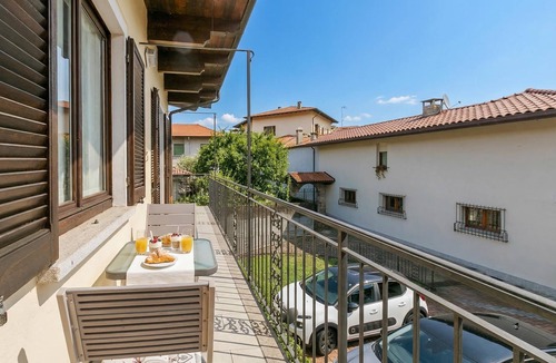 Baveno Apartment | Sunrise in Baveno: Apartment for 4 with Balcony, Baveno, Italy
