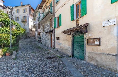 Campagnano di Roma Apartment | Sunset View lago Maggiore