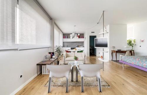 Santo Stefano Ticino Apartment | Terrazza Borromini Loft