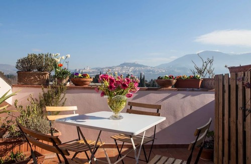 Santa Maria degli Angeli Apartment | The Attico Apartment with beautiful view of Assisi