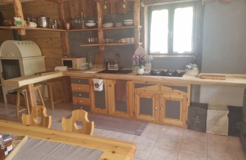 Roncegno Cabin | The Carpenter’s Cabin: Mountain View, Private Garden & Wi-Fi