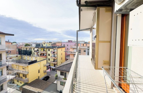 Sottomarina Apartment | The Green Apartment - One Bedroom Apartment, Sleeps 5