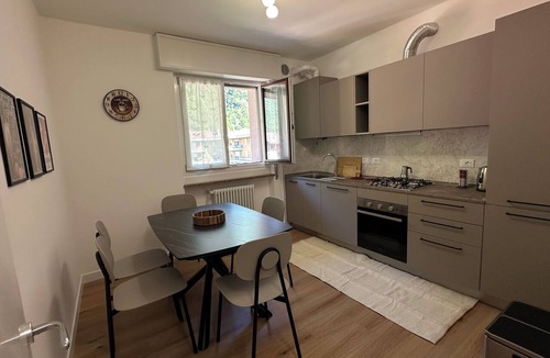 Ponte Caffaro Apartment | The ideal getaway for families, nestled between the lake and the mountains.