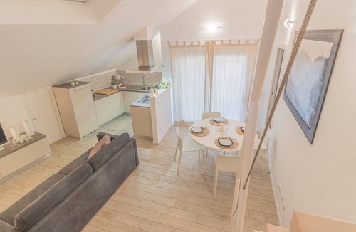 Varenna Apartment | The Sweet Square Flat