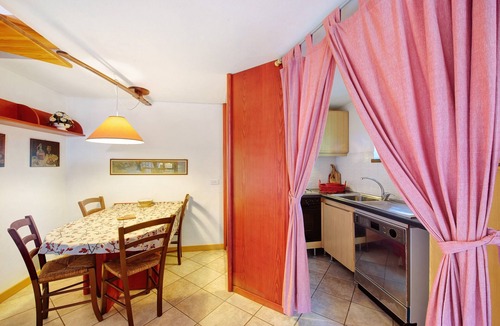 Villair Apartment | 'The Waterfall Chalet' Apartment with Mountain View, Private Garden and Balcony