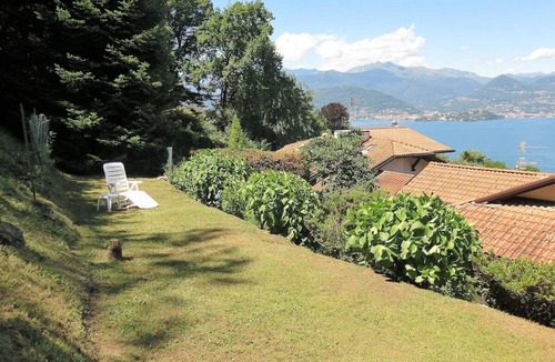 Stresa Apartment | Thommy apartment in Stresa with lake view